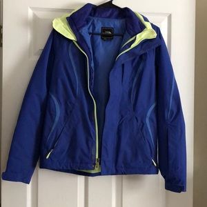 Gently Used Woman’s The North Face Winter Coat